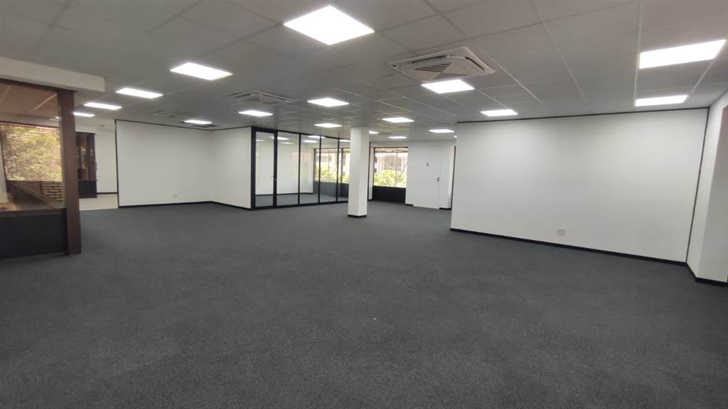 243  m² Commercial space in Bedfordview photo number 13