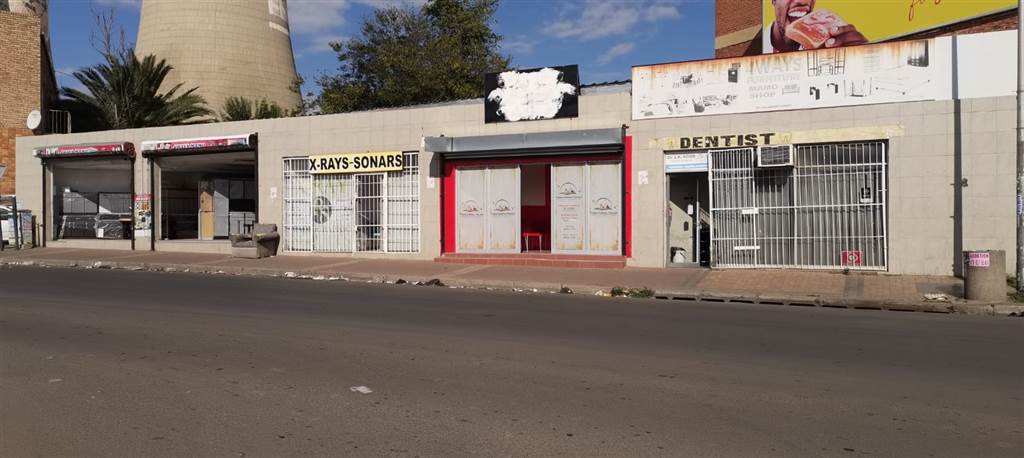 329  m² Commercial space in Bloemfontein photo number 3