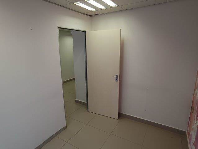 40  m² Commercial space in Umhlanga Ridge photo number 7