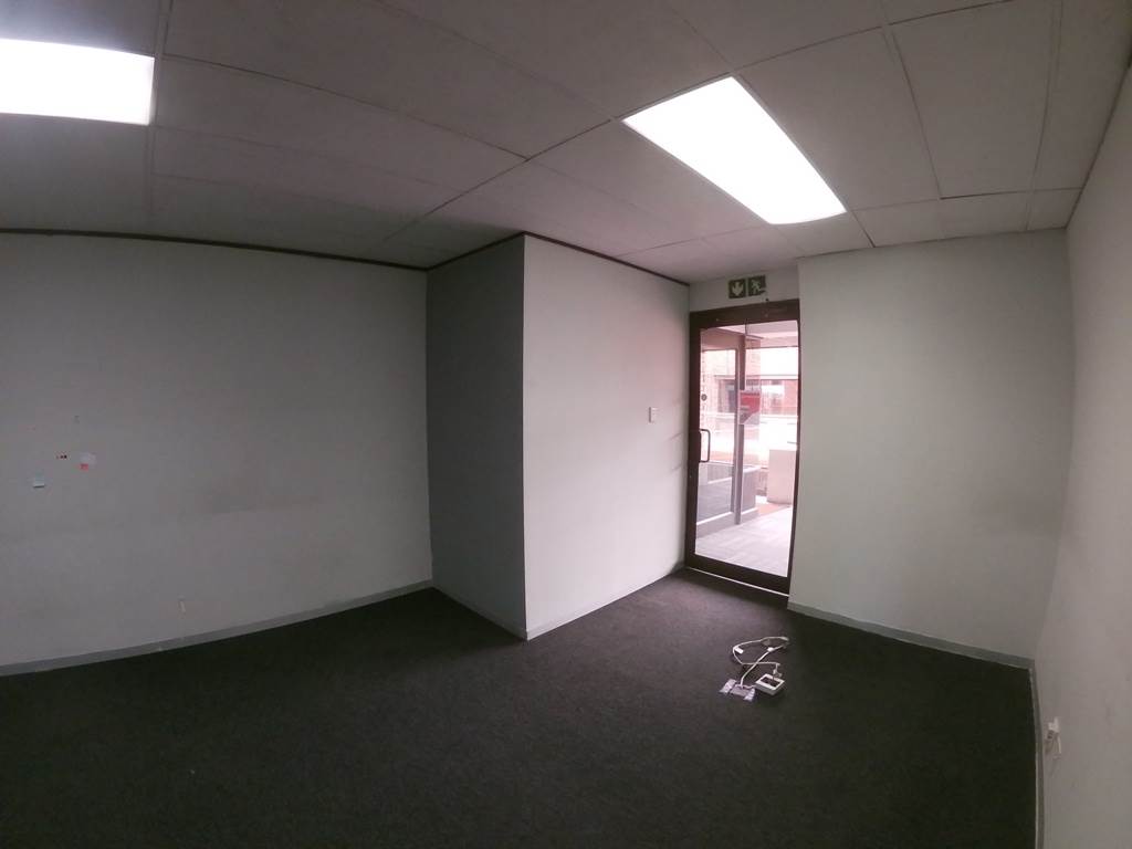 333  m² Commercial space in Bedfordview photo number 5