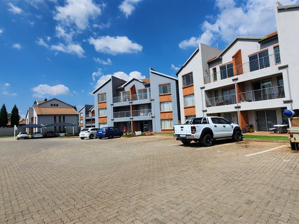 2 Bedroom Apartment 2 Bedroom Apartment