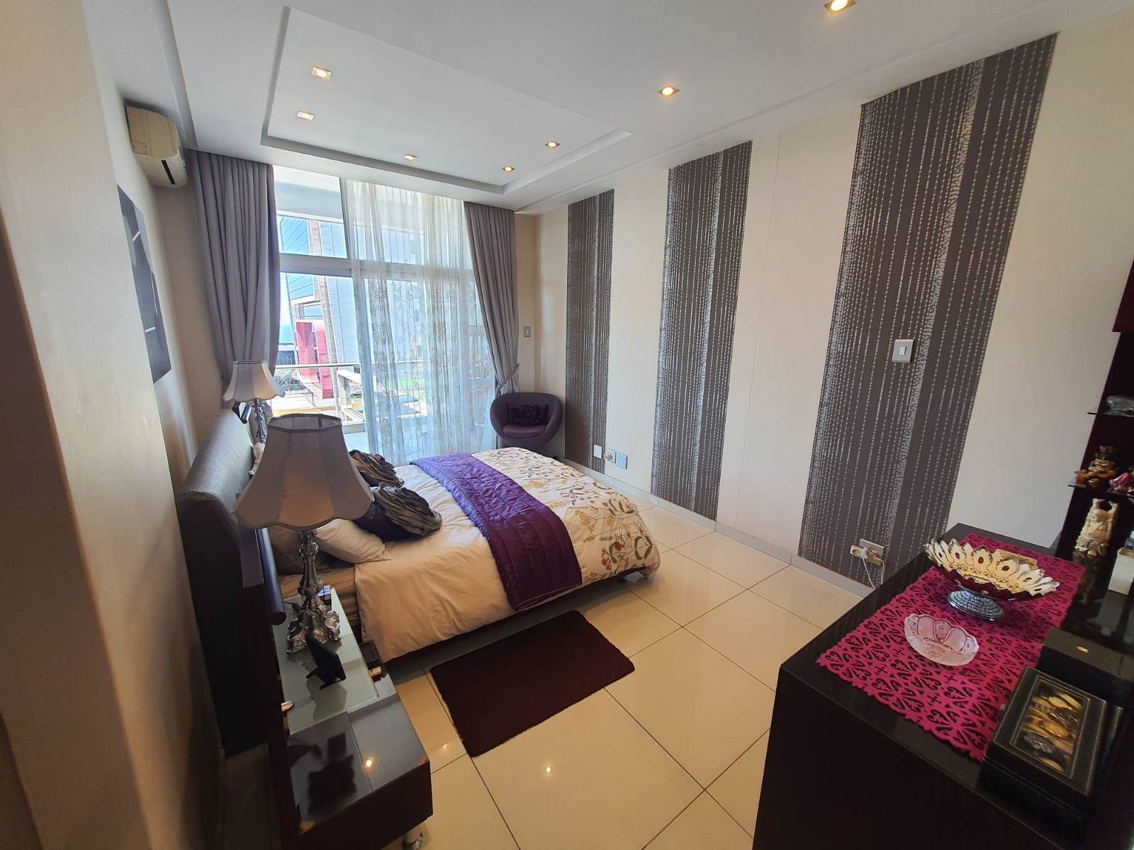 3 Bed Apartment in Umhlanga Ridge photo number 21