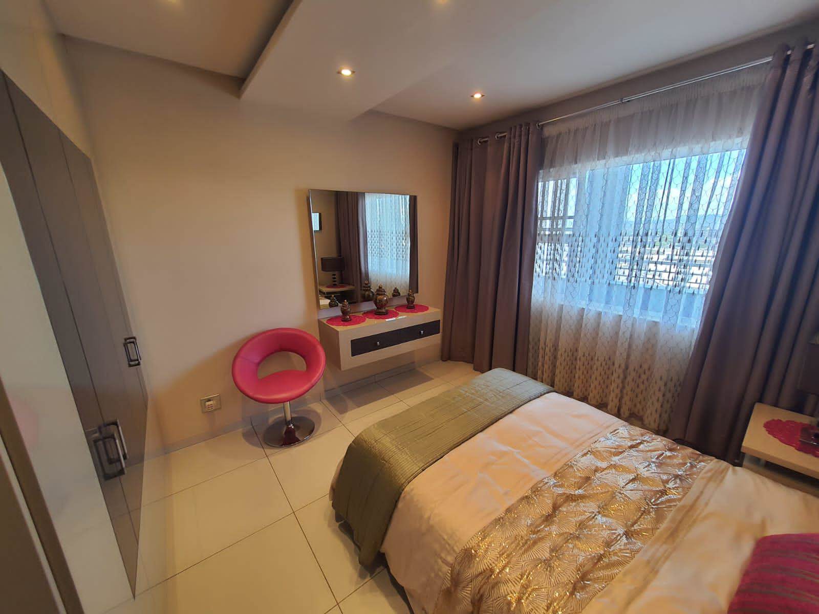 3 Bed Apartment in Umhlanga Ridge photo number 16
