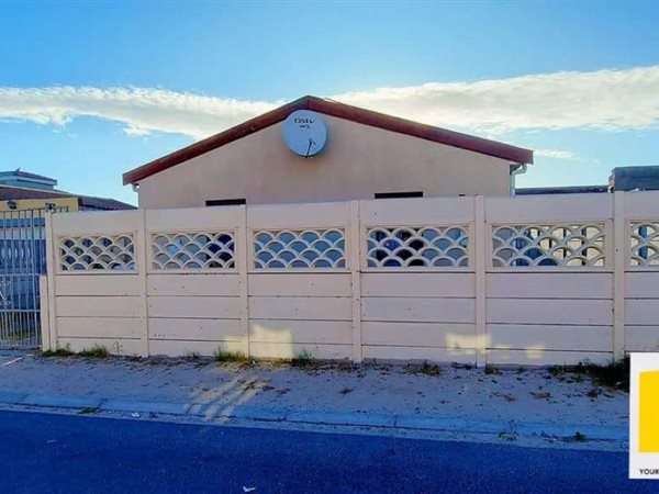 3 Bed House in Mitchells Plain