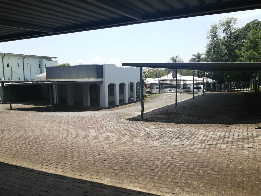 1950  m² Commercial space in Nelspruit Central photo number 22
