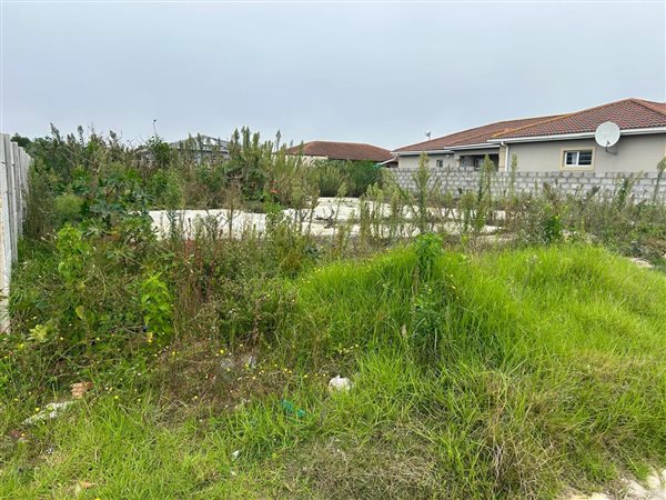 415 m² Land