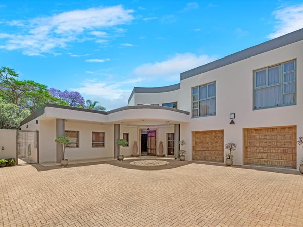 7 Bed House in Houghton Estate