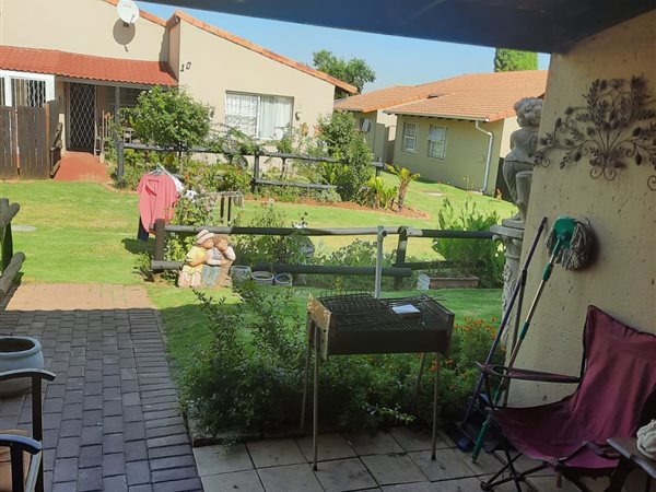 2 Bed House in Elspark