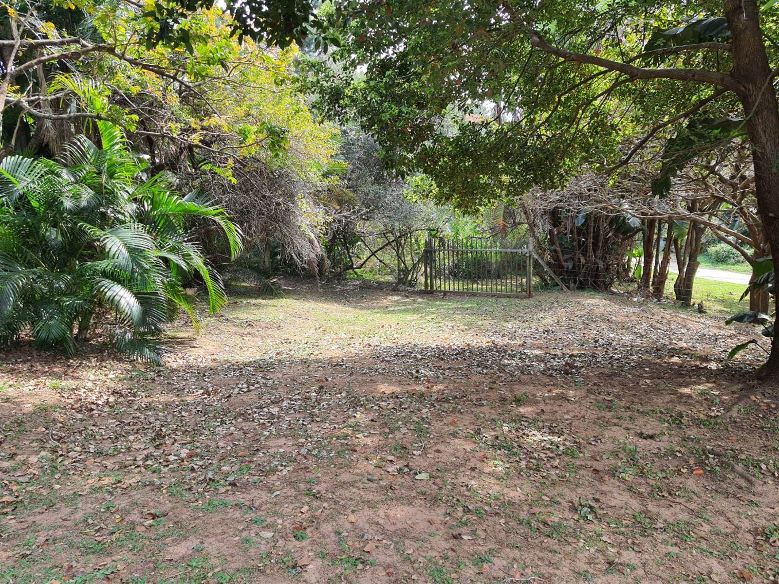 1.7 ha Land available in Port Edward photo number 4
