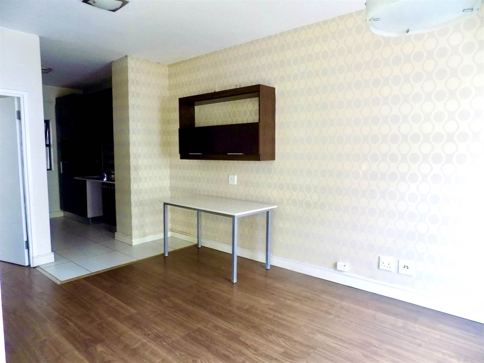 1 Bed Apartment in Rivonia photo number 5