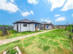 3 Bed House in Montana Park