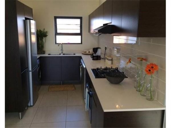 3 Bedroom Townhouse 3 Bedroom Townhouse