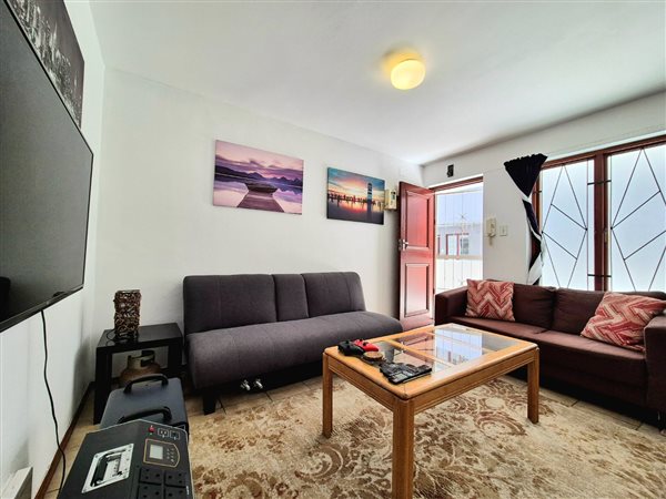 2 Bed Apartment