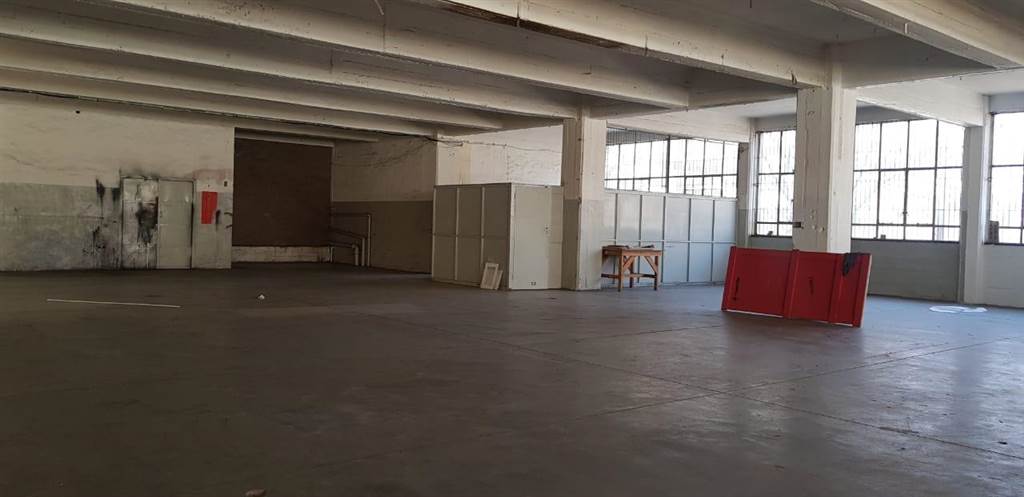 1600  m² Industrial space in New Doornfontein photo number 14