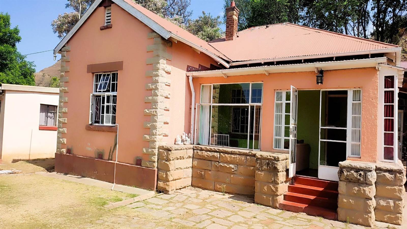5 Bed House in Matatiele photo number 5