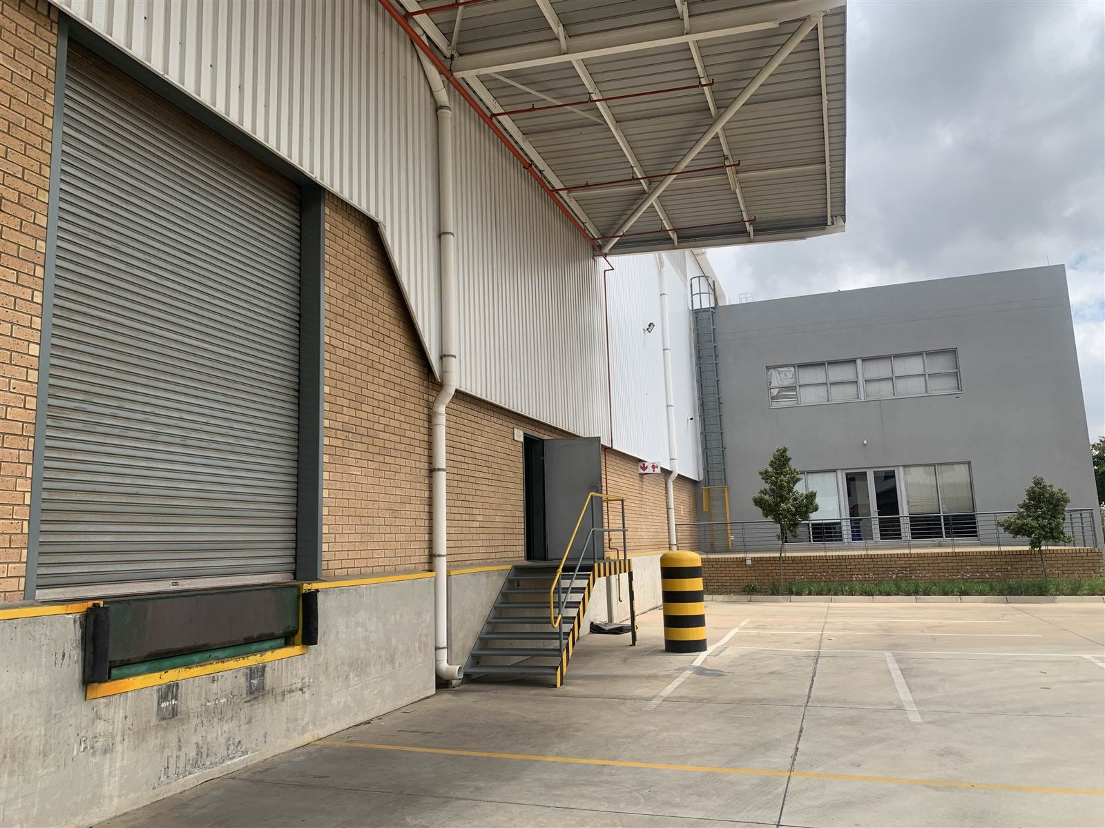 10000  m² Industrial space in Glen Austin photo number 2