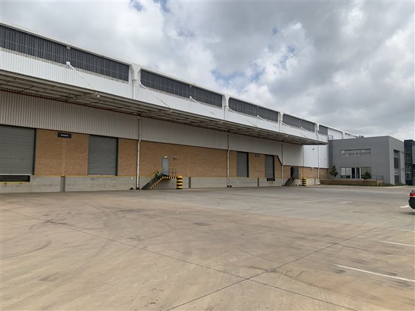 10000  m² Industrial space in Glen Austin