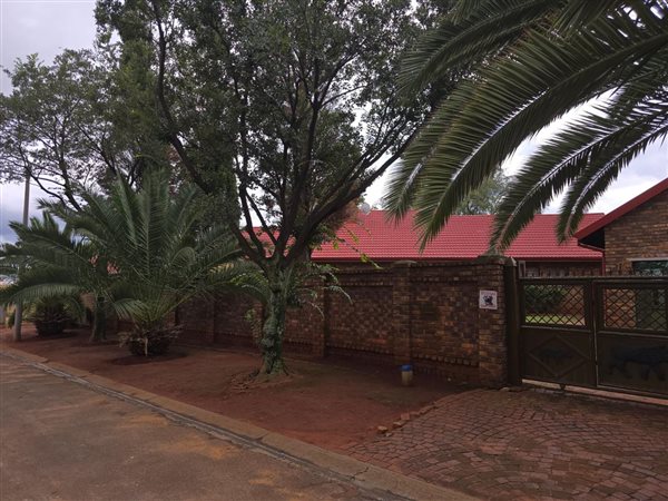 3 Bedroom House 3 Bedroom House