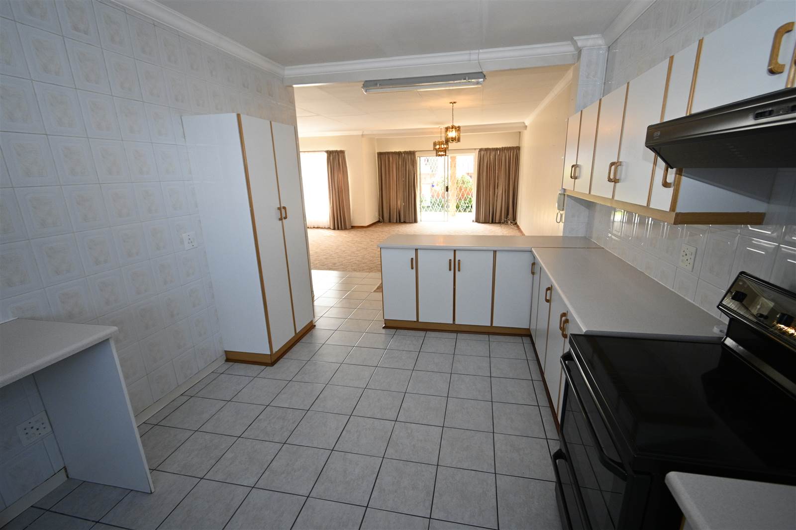 3 Bed Townhouse in Hutten Heights photo number 9