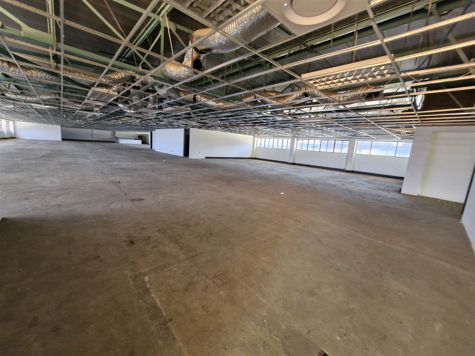 1800  m² Industrial space in Allandale photo number 3