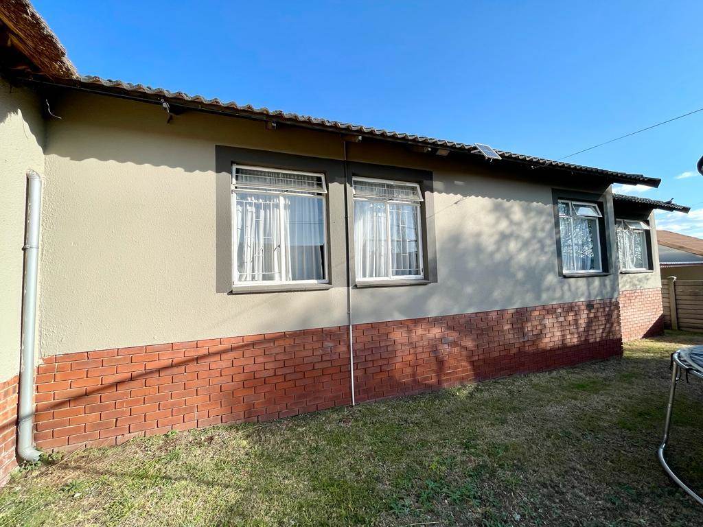 4 Bed House in Secunda photo number 21