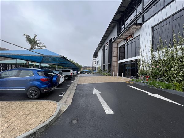 404  m² Commercial space in Plattekloof