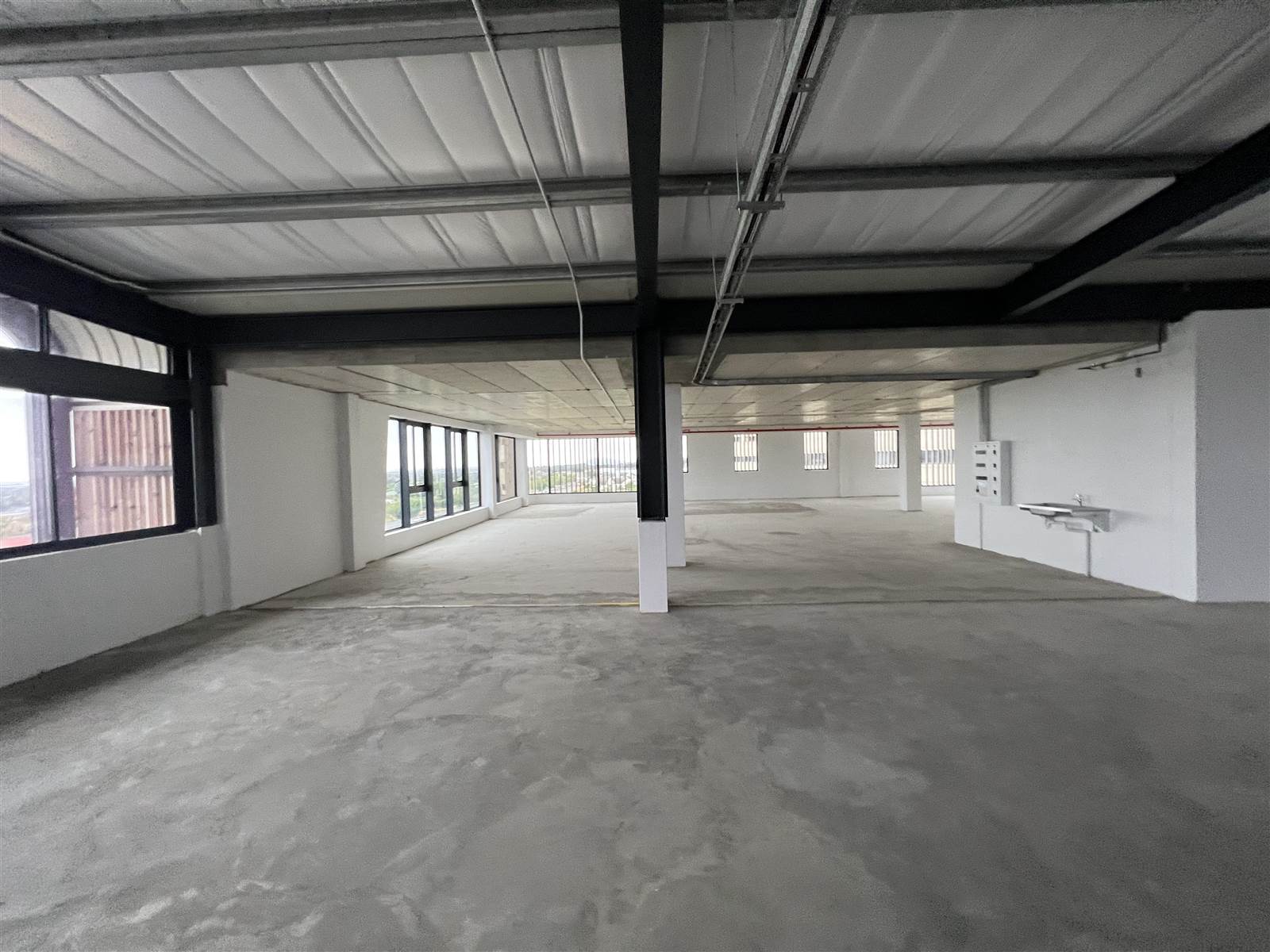 404  m² Commercial space in Plattekloof photo number 11