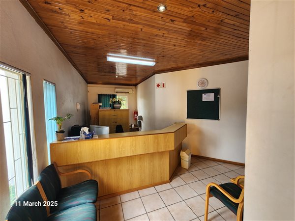 180 m² Commercial space 180 m² Commercial space