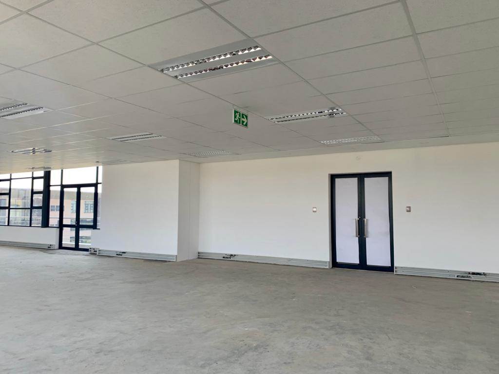 1785  m² Commercial space in Parkhaven photo number 17