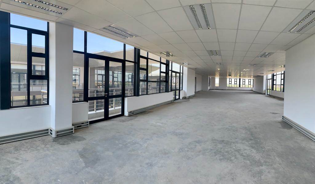 1785  m² Commercial space in Parkhaven photo number 12