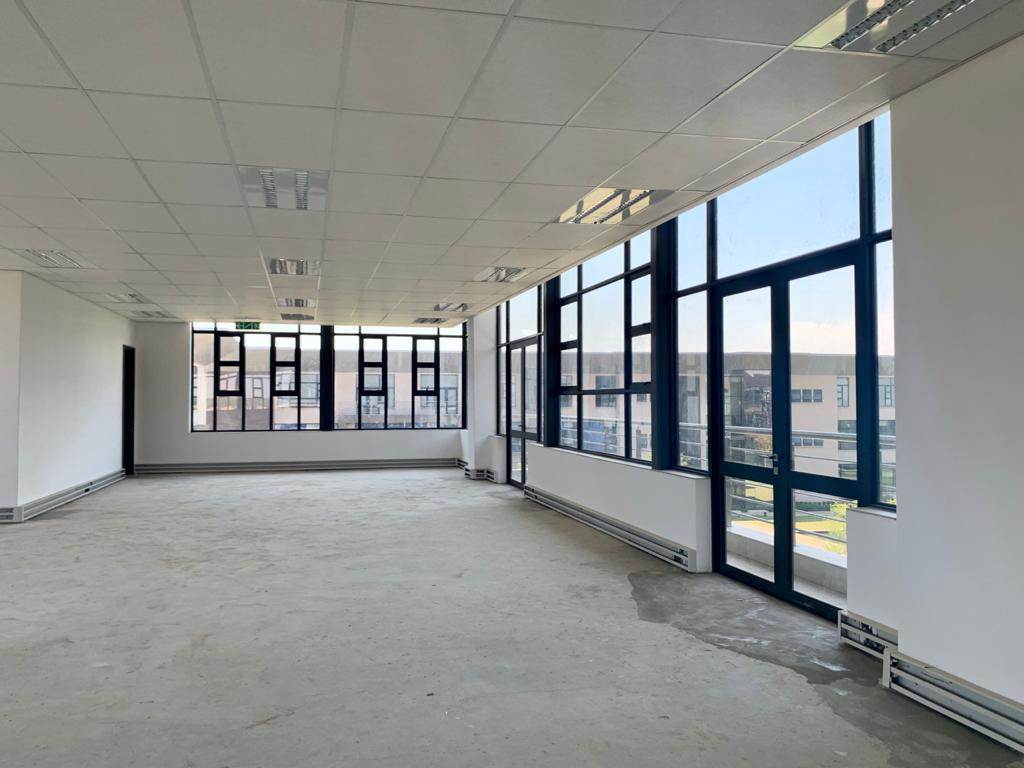 1785  m² Commercial space in Parkhaven photo number 5