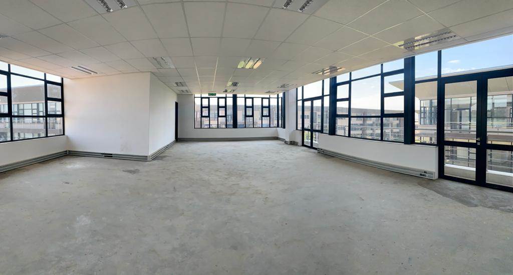 1785  m² Commercial space in Parkhaven photo number 14