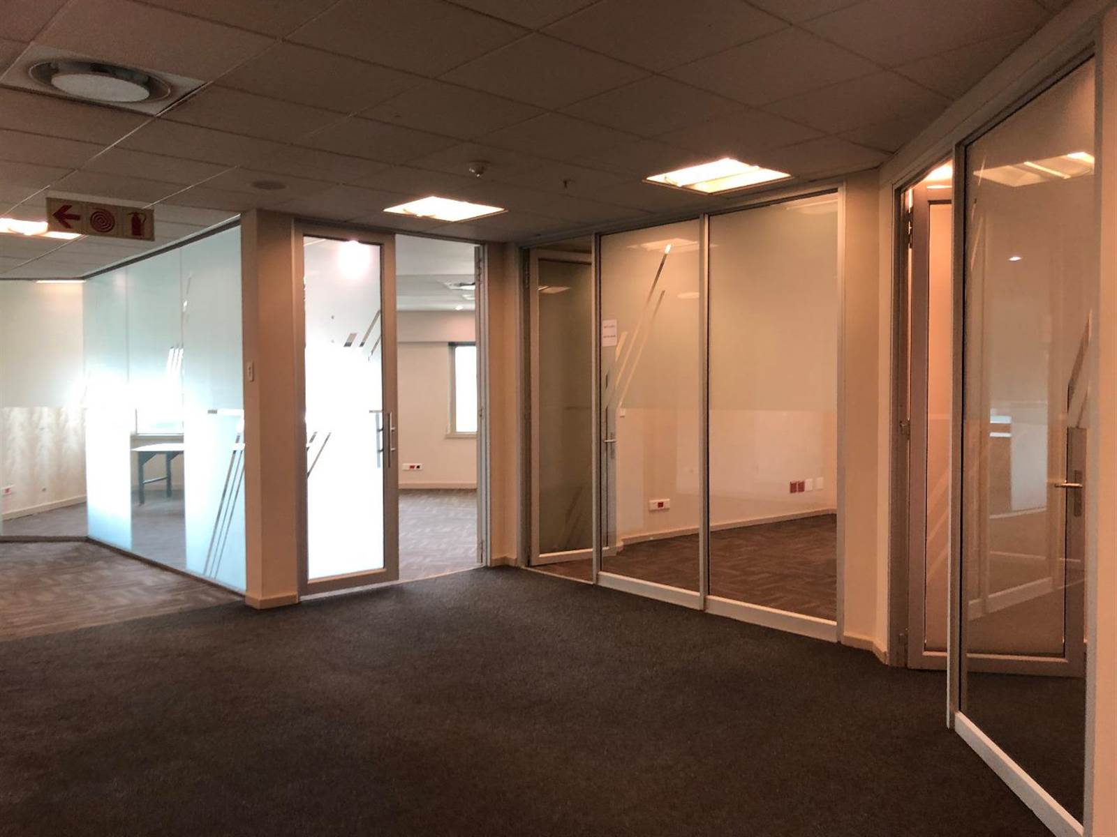 627  m² Commercial space in Sandown photo number 4