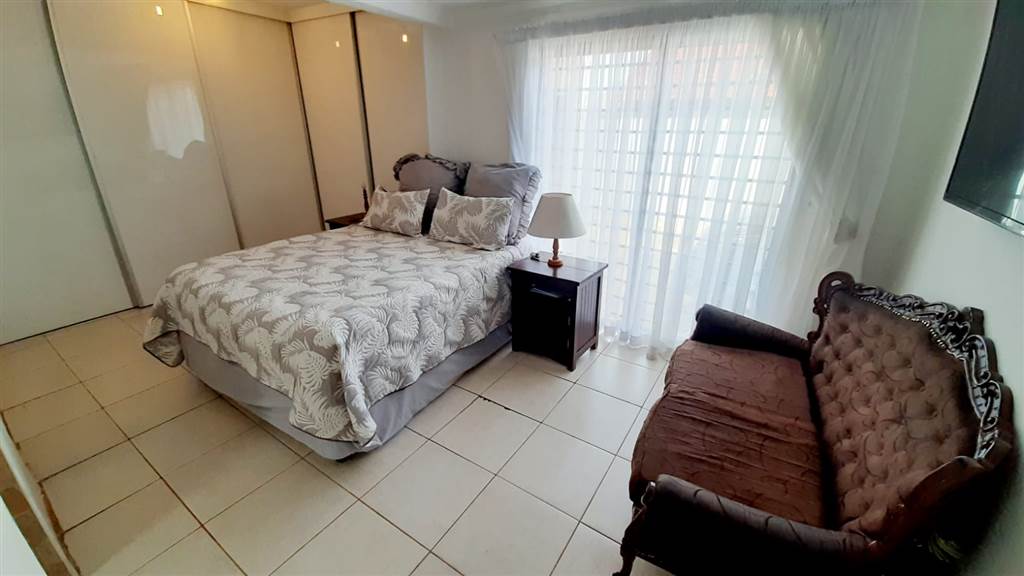 3 Bed House in Lenasia photo number 23
