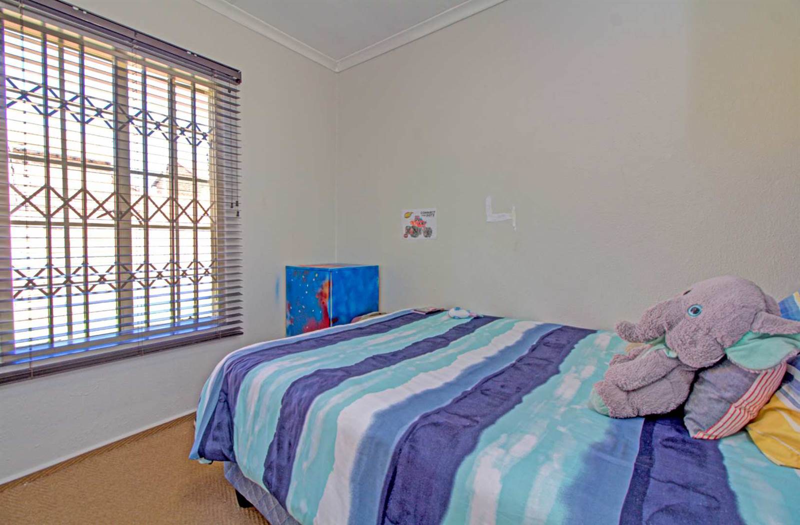 2 Bed Townhouse in Wilgeheuwel photo number 11