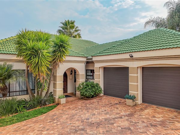 3 Bedroom House 3 Bedroom House