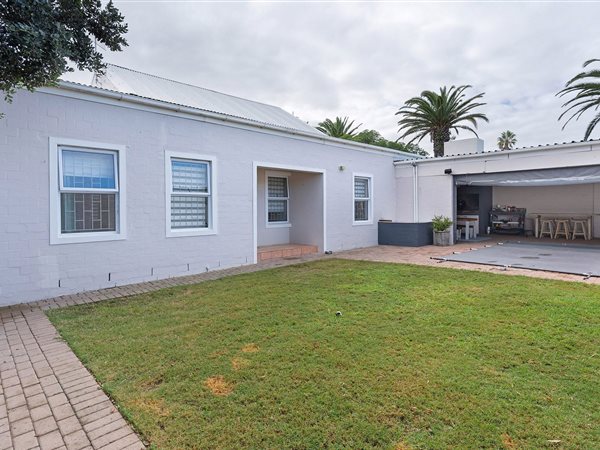 3 Bedroom House 3 Bedroom House