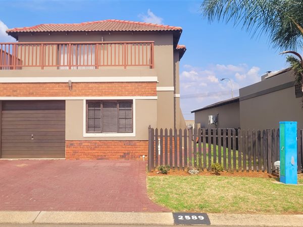 3 Bedroom House 3 Bedroom House