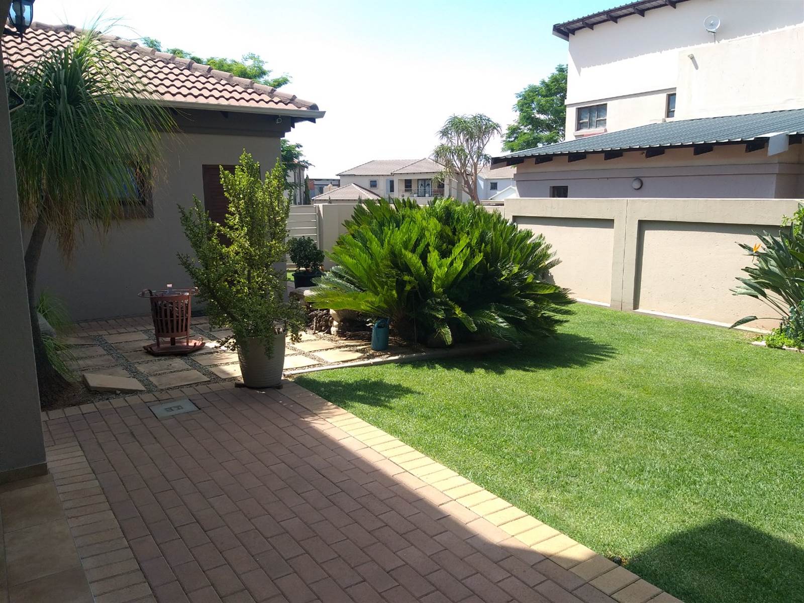 3 Bed House in Zambezi Country Estate photo number 1