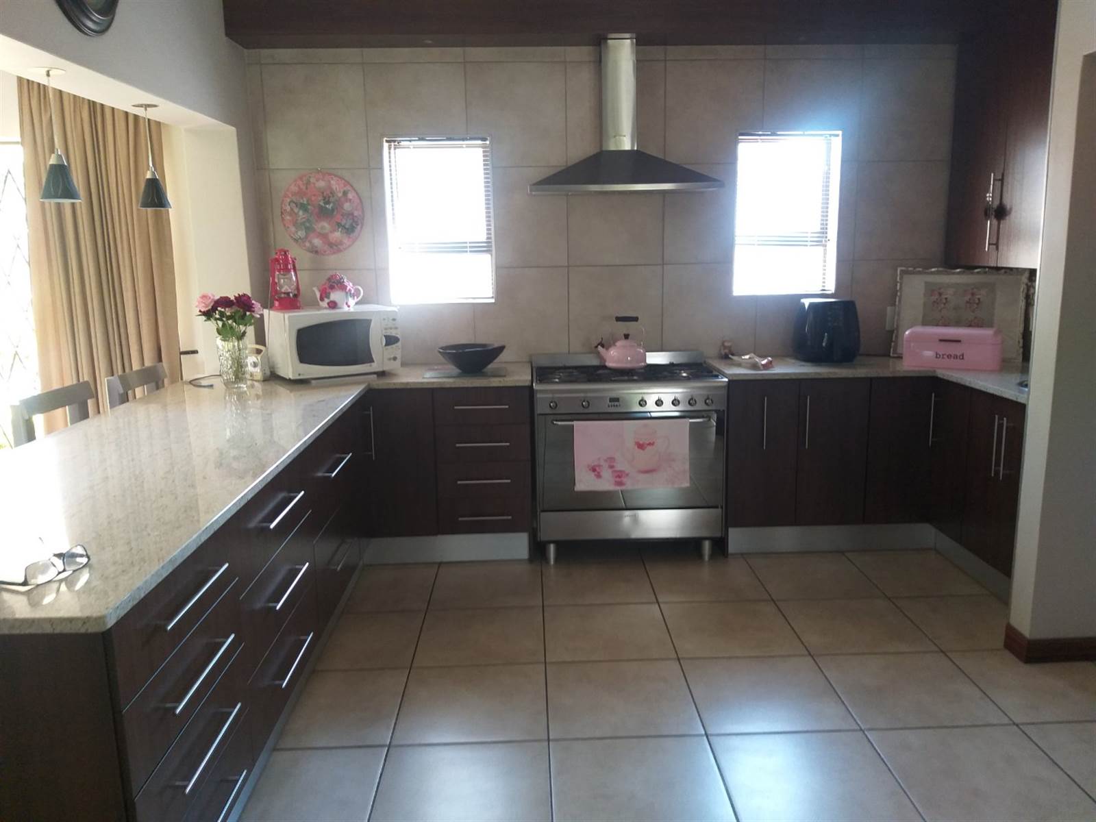 3 Bed House in Zambezi Country Estate photo number 12