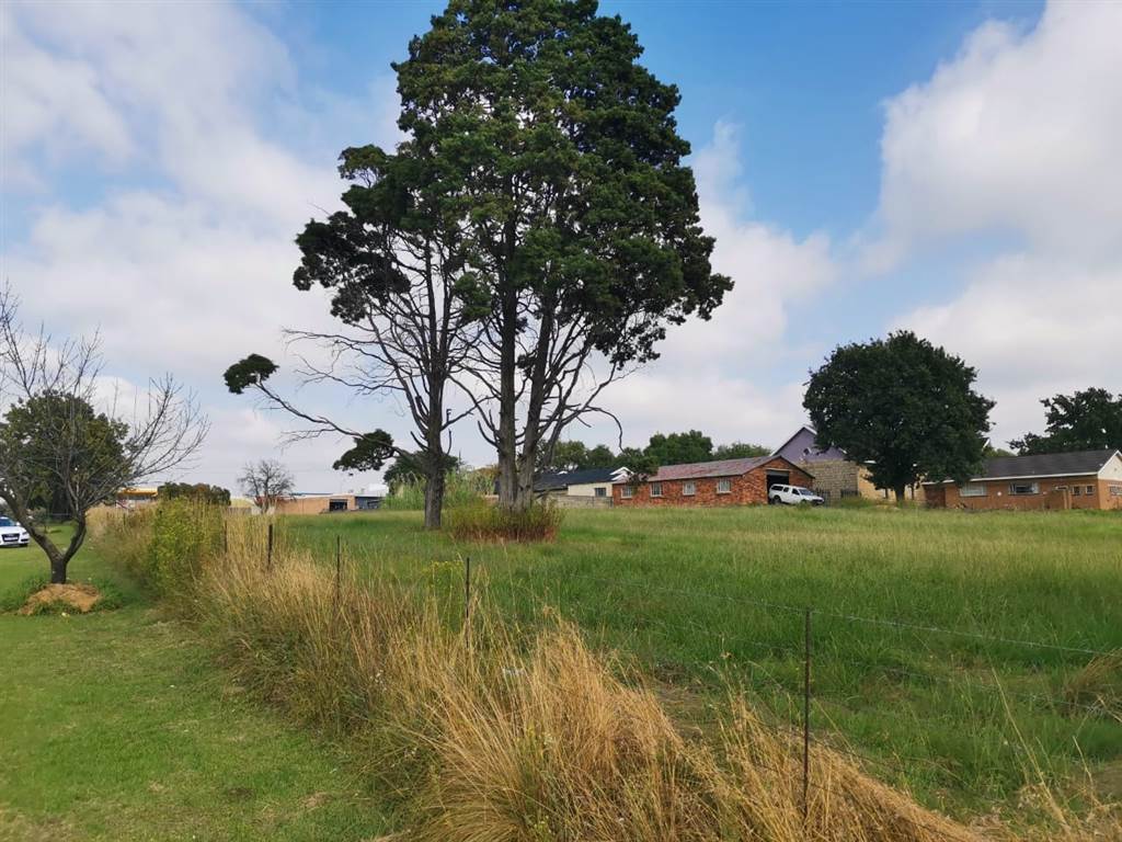 2000 m² Land available in Trichardt photo number 4