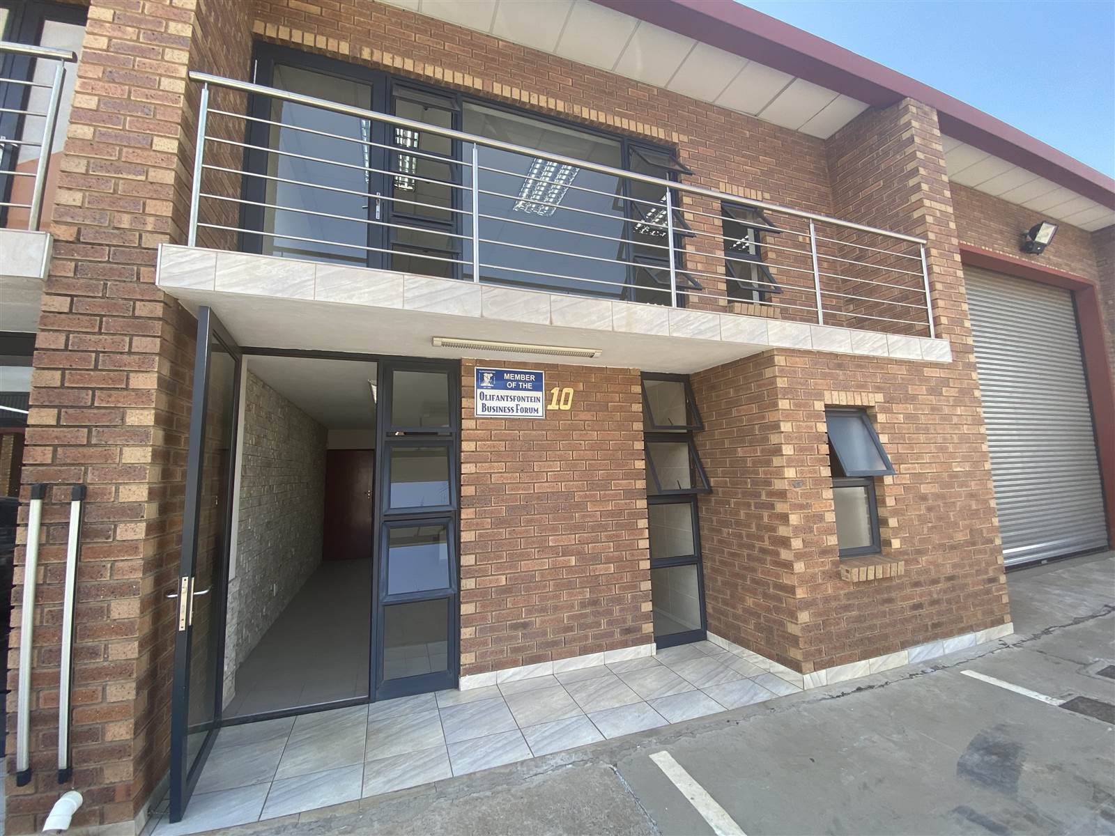 327  m² Industrial space in Olifantsfontein photo number 1