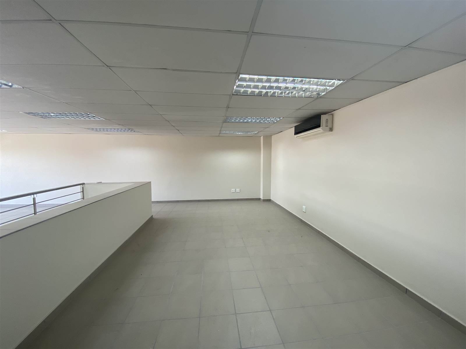 327  m² Industrial space in Olifantsfontein photo number 13