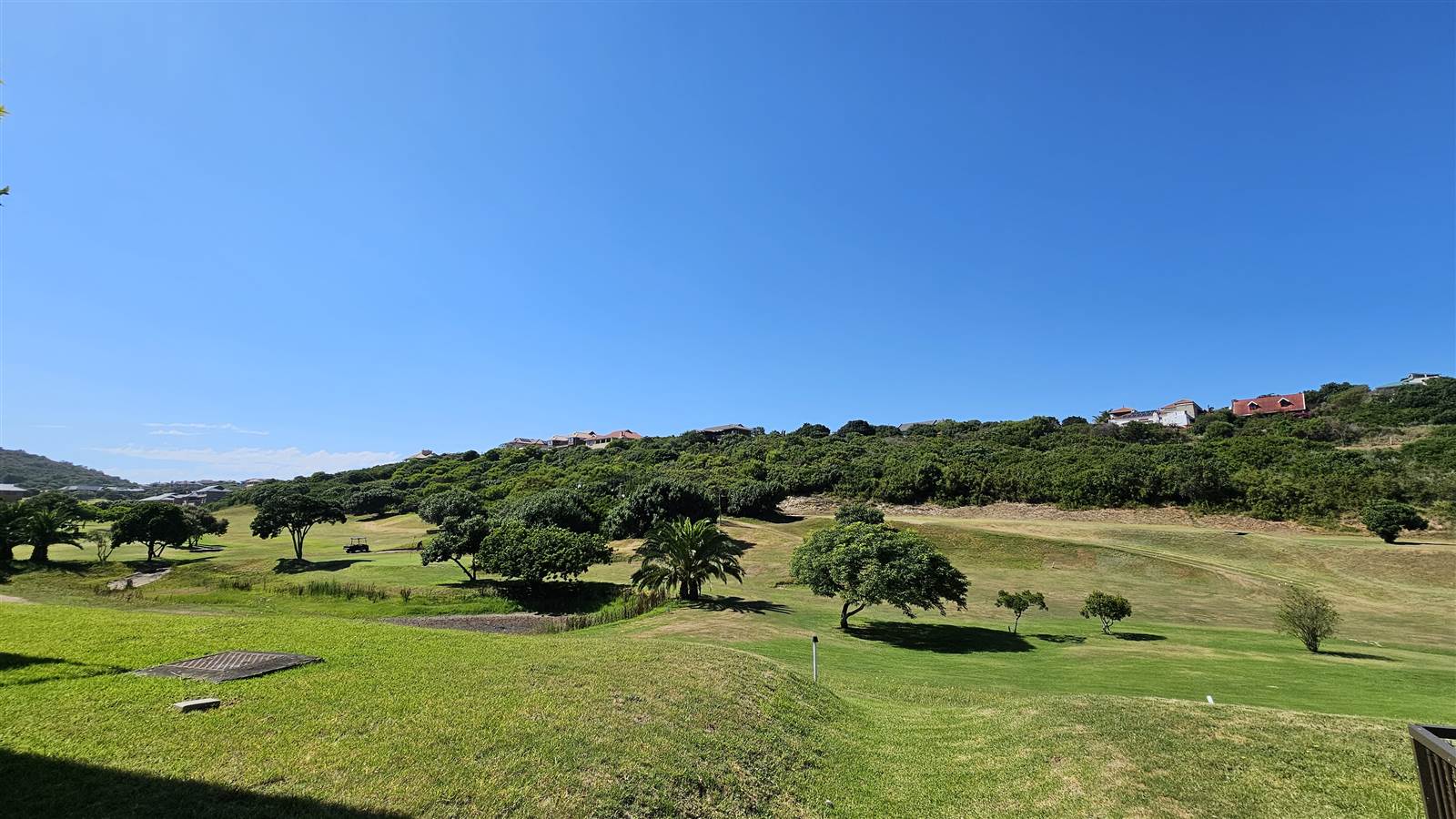 670 m² Land available in Dolphin Creek Golf Estate photo number 7