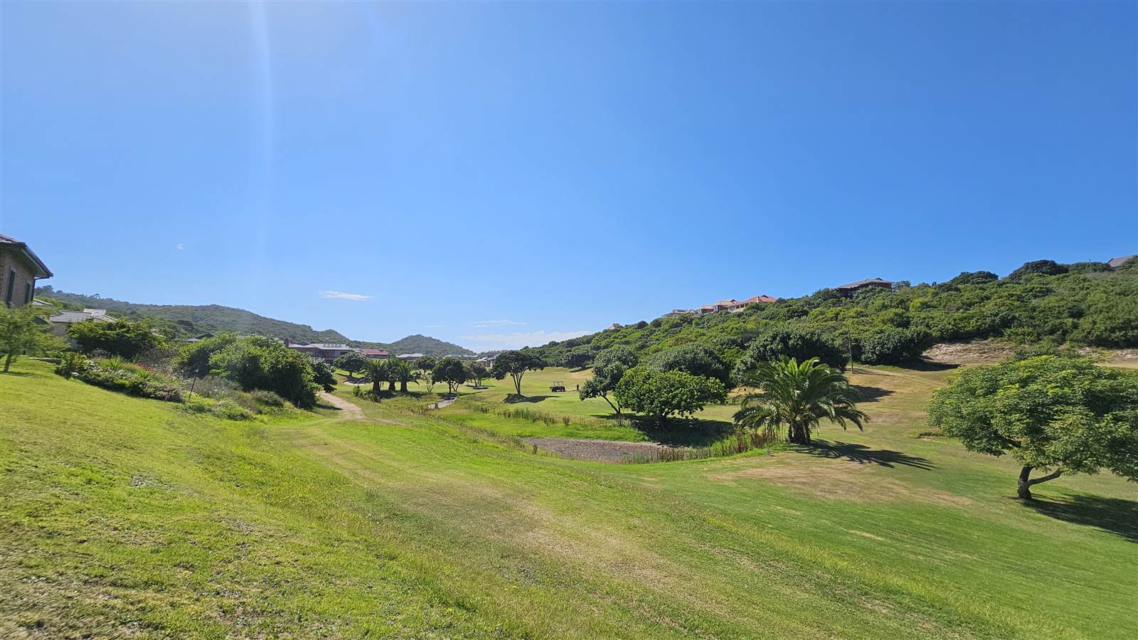 670 m² Land available in Dolphin Creek Golf Estate photo number 15