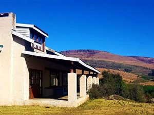 4 Bed House in Kamberg