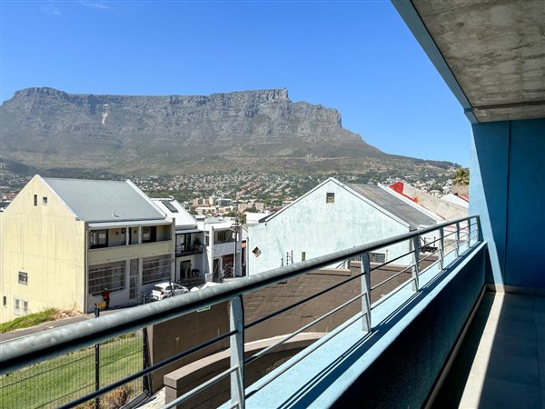 2 Bed Apartment in Bo-Kaap