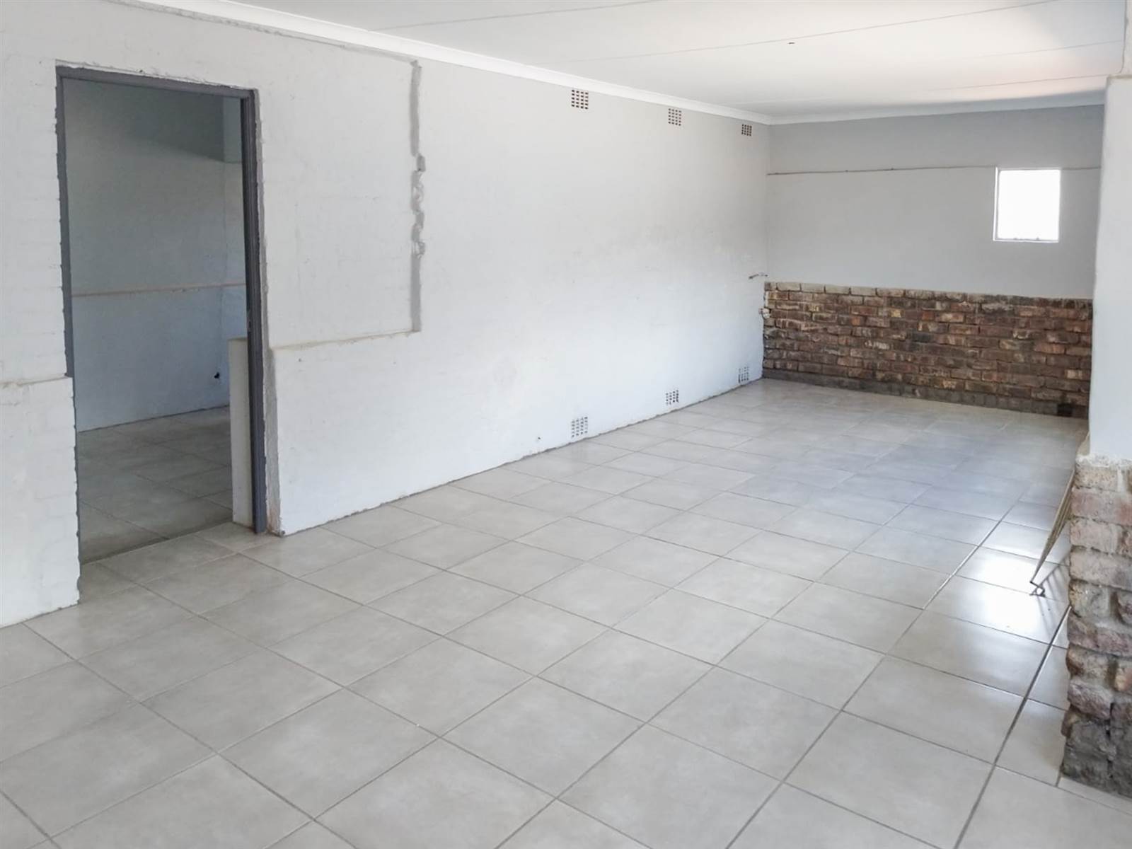 514  m² Commercial space in Oudtshoorn Central photo number 21