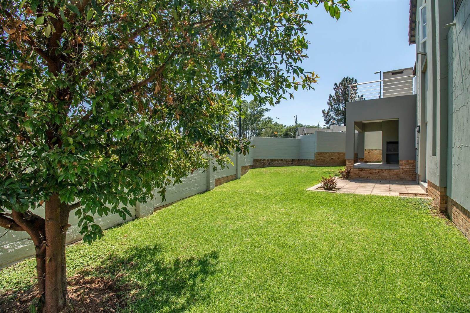 3 Bed Townhouse in Kyalami Hills photo number 29