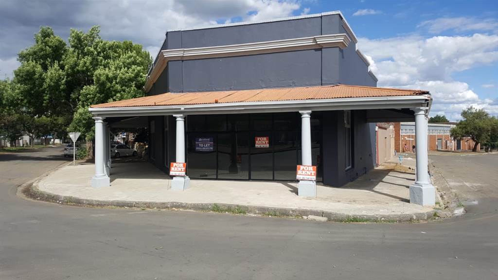 280  m² Commercial space in Bloemfontein photo number 8